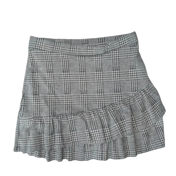 Ripe Faux Vegan Wool Knit Plaid Skirt  Ruffles Gray Black M - Picture 1 of 6